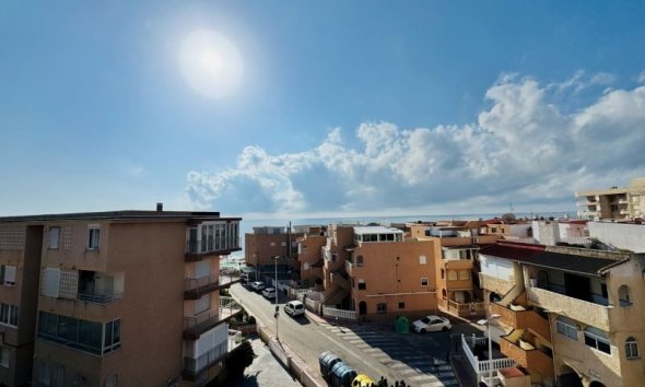 Resale - Apartment -
La Mata - Costa Blanca