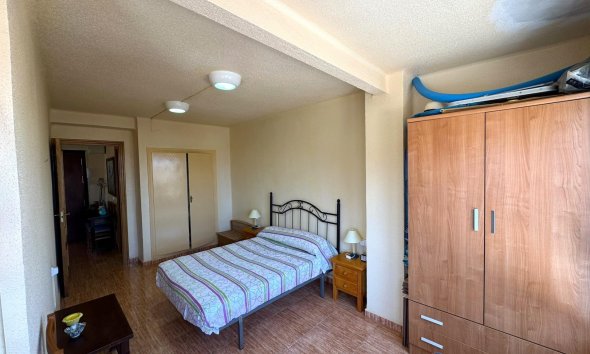 Revente - Apartment -
Torrevieja - Miramar - Torre Del Moro
