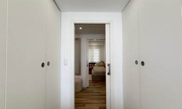 Revente - Apartment -
Torrevieja - Centro