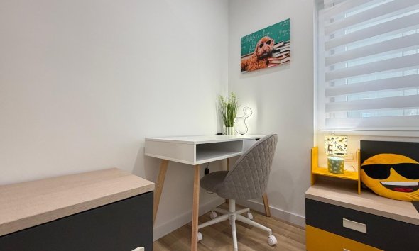 Revente - Apartment -
Torrevieja - Centro