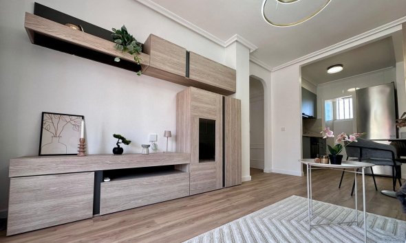 Revente - Apartment -
Torrevieja - Habaneras