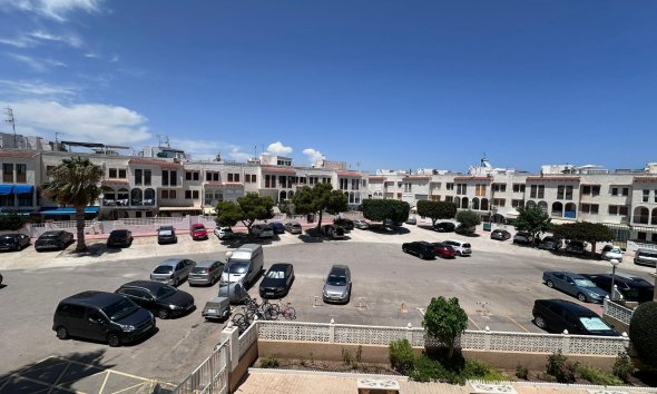 Revente - Apartment -
Torrevieja - Habaneras