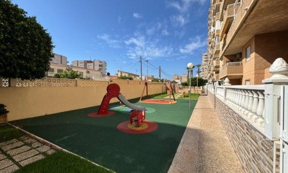 Revente - Apartment -
Torrevieja - Costa Blanca