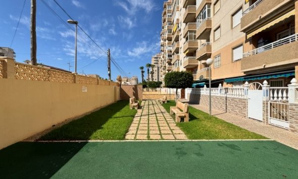 Revente - Apartment -
Torrevieja - Costa Blanca