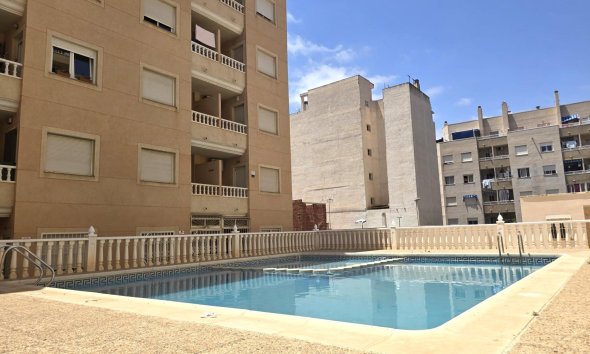 Revente - Apartment -
Torrevieja - Parque Las Naciones