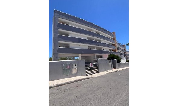 Revente - Apartment -
Villamartin - Costa Blanca