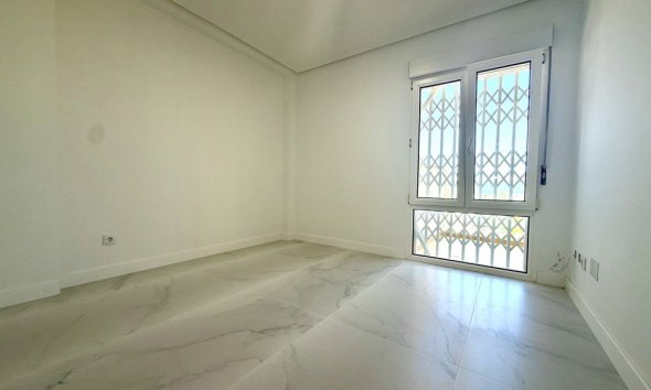 Revente - Attique -
Orihuela Costa - Costa Blanca