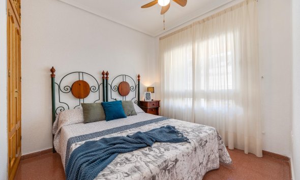 Revente - Attique -
Torrevieja - Paseo Maritimo