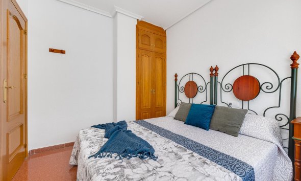 Revente - Attique -
Torrevieja - Paseo Maritimo