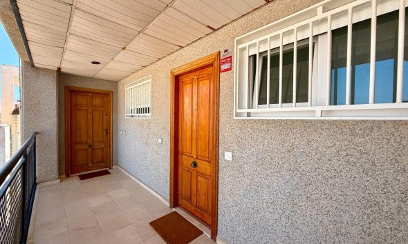 Revente - Attique -
Torrevieja - Habaneras