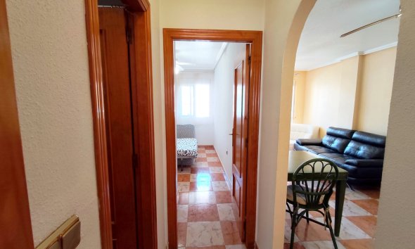 Revente - Apartment -
Villamartin - Costa Blanca
