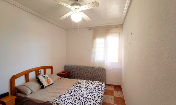 Revente - Apartment -
Villamartin - Costa Blanca