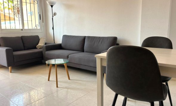 Revente - Bungalow -
Torrevieja - Estacion De Autobuses