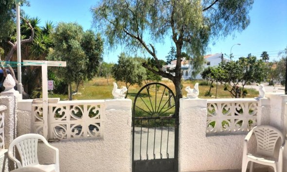 Revente - Bungalow -
Torrevieja - La Siesta - El Salado - Torreta
