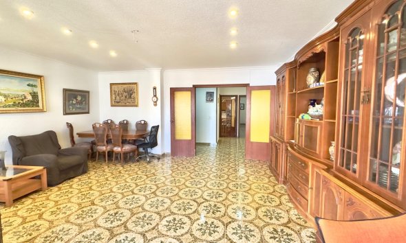 Revente - Apartment -
Torrevieja