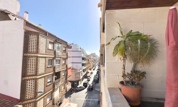 Revente - Apartment -
Torrevieja