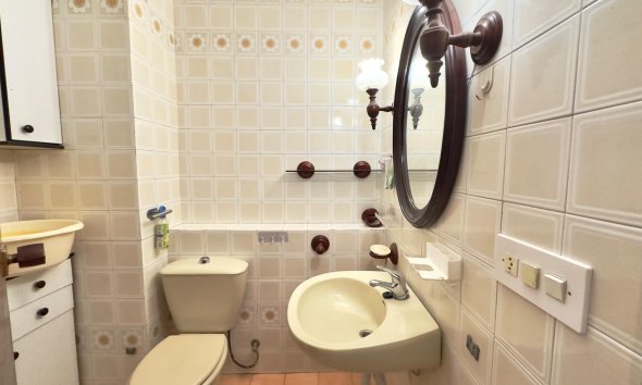 Revente - Apartment -
Torrevieja