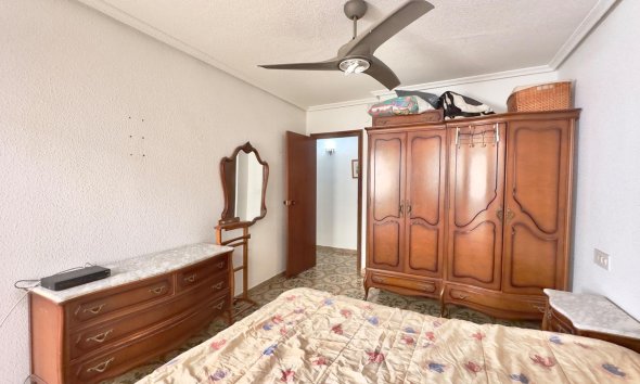 Revente - Apartment -
Torrevieja