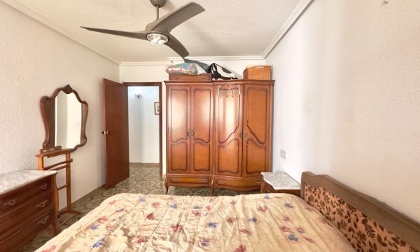 Revente - Apartment -
Torrevieja