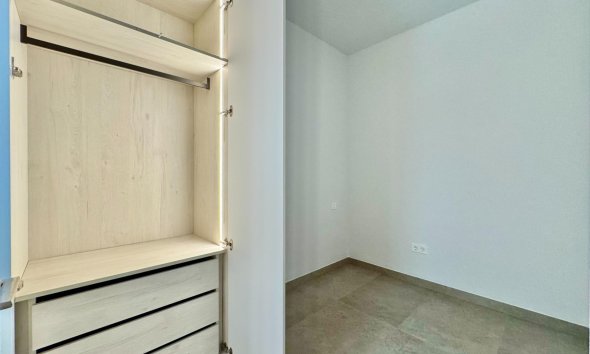 Revente - Apartment -
Torrevieja - Habaneras