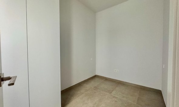 Revente - Apartment -
Torrevieja - Habaneras