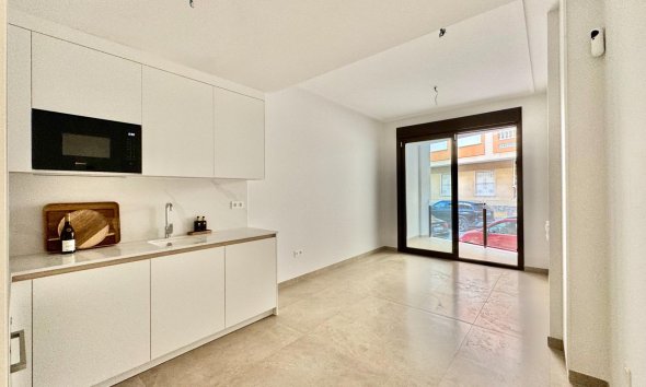 Revente - Apartment -
Torrevieja - Habaneras