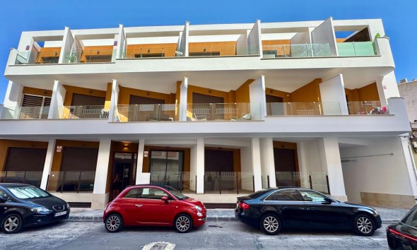 Revente - Apartment -
Torrevieja - Habaneras