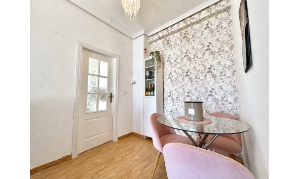Resale - Apartment -
Cabo Roig - Costa Blanca