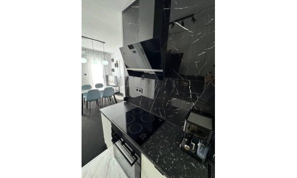 Resale - Duplex -
Torrevieja - Carrefour