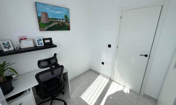 Resale - Duplex -
Torrevieja - Carrefour