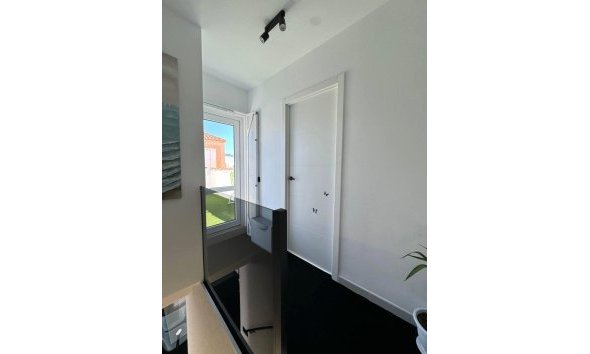 Resale - Duplex -
Torrevieja - Carrefour