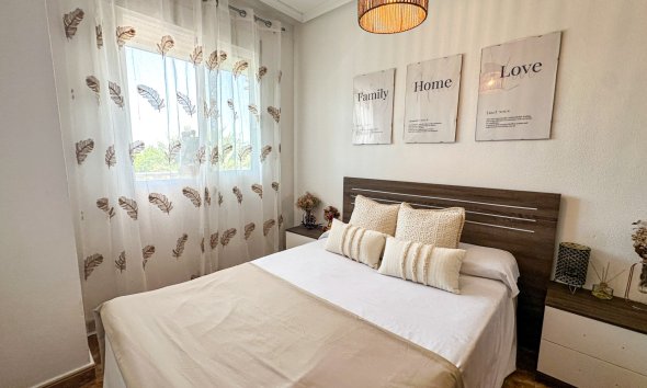 Revente - Apartment -
Guardamar del Segura - Costa Blanca