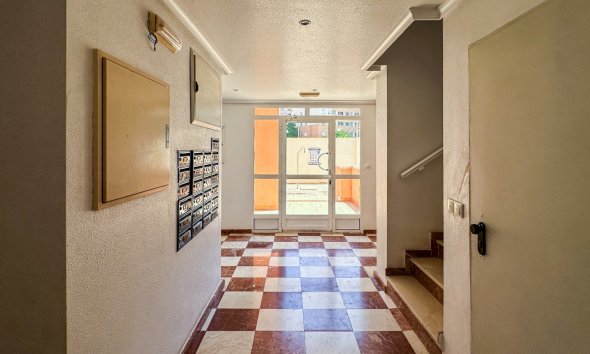 Revente - Apartment -
Guardamar del Segura - Costa Blanca