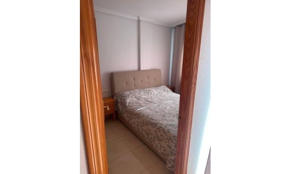 Revente - Apartment -
Torrevieja - Centro