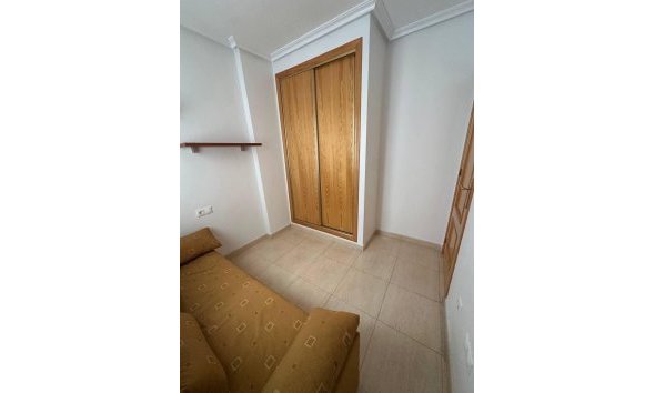 Revente - Apartment -
Torrevieja - Centro