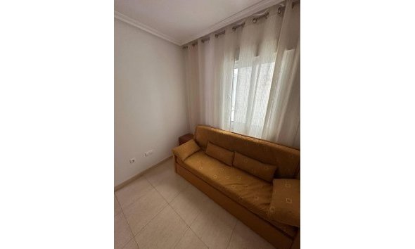 Revente - Apartment -
Torrevieja - Centro