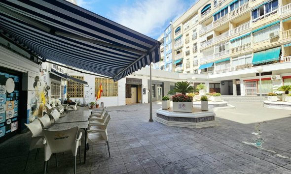 Revente - Apartment -
Torrevieja - Playa de los Locos
