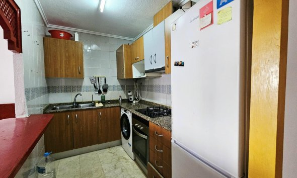 Revente - Apartment -
Torrevieja - Playa de los Locos