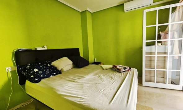 Revente - Apartment -
Torrevieja - Playa de los Locos