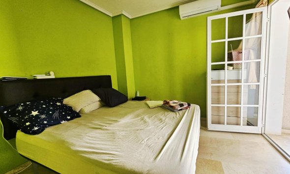 Revente - Apartment -
Torrevieja - Playa de los Locos