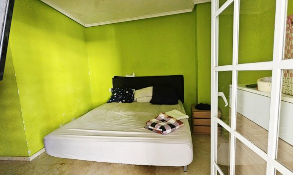 Revente - Apartment -
Torrevieja - Playa de los Locos