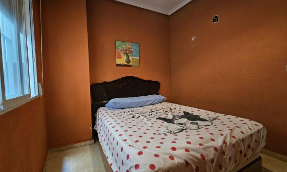 Revente - Apartment -
Torrevieja - Playa de los Locos