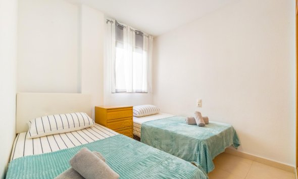 Revente - Apartment -
Torrevieja - Playa de los Locos