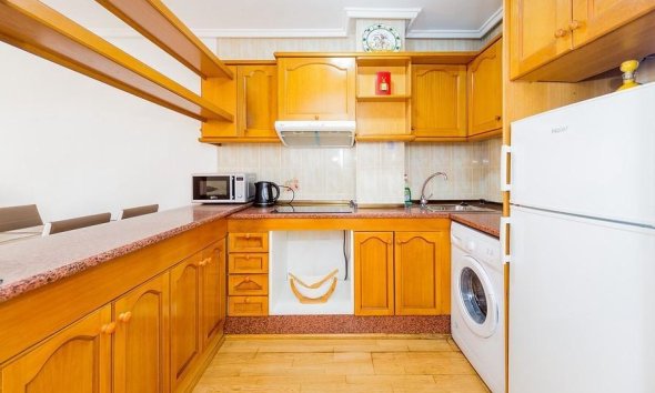 Revente - Apartment -
Torrevieja - Playa del Cura