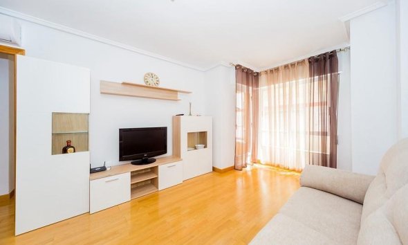 Revente - Apartment -
Torrevieja - Playa del Cura