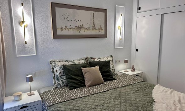 Revente - Apartment -
Torrevieja - Habaneras