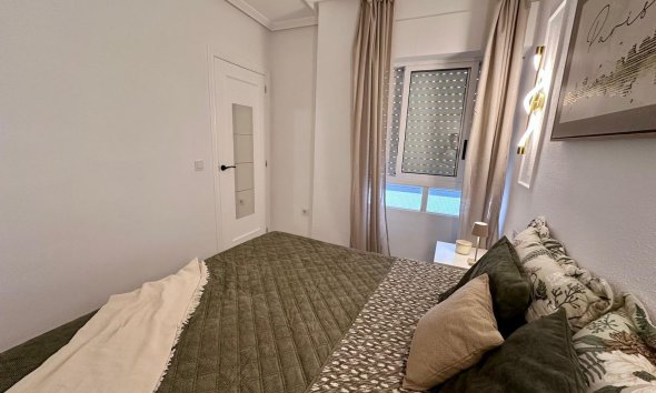 Revente - Apartment -
Torrevieja - Habaneras