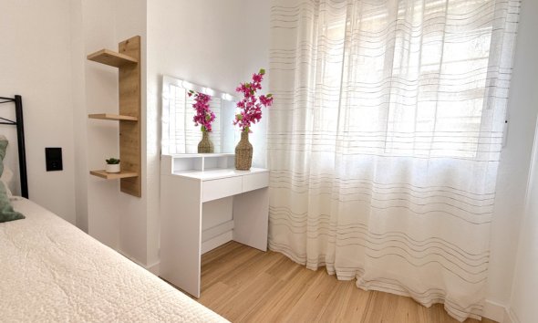 Reventa - Apartment -
Torrevieja - Costa Blanca