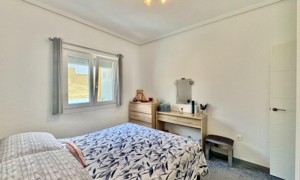 Reventa - Town House -
Orihuela Costa - La Florida