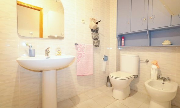 Resale - Bungalow -
Torrevieja - Acequion